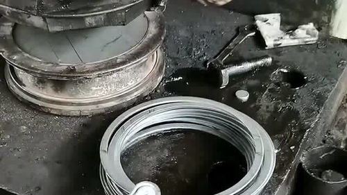 大圆环冲压,用小工具提高安全系数,知道生产出来的零件是哪里用的吗